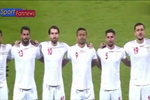 فیلم توهین تماشاگران بحرینی هنگام پخش سرود ملی ایران