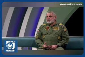 رونمایی از موشک جدید شفق و چندین دستاورد دفاعی دیگر + فیلم