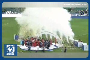 لحظه بالابردن کاپ قهرمانی کافا و جشن بازیکنان تیم ملی + فیلم