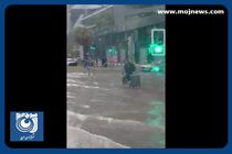 تصاویری از سیل و آبگرفتگی شدید در دوبی + فیلم