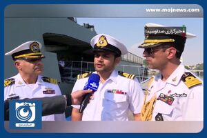 پهلو گرفتن ناوگروه صلح و دوستی کشور عمان در بندرعباس + فیلم