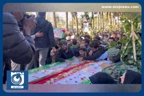 وداع جانسوز خانواده شهدای راسک در مراسم تشییع + فیلم