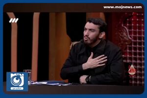 عصبانیت شدید مداح معروف و ترک برنامه حسینیه معلی + فیلم