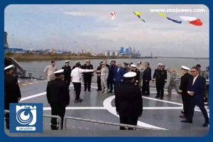 بازدید سرلشکر محمد باقری رئیس ستاد کل نیروهای مسلح از ناوشکن دیلمان + فیلم