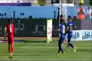 مهار پنالتی علی کریمی توسط علیرضا بیرانوند در دربی 90