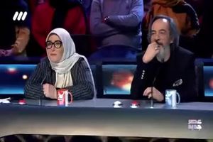 اجرای ساینا شیخی در قسمت چهارم از عصر جدید 3