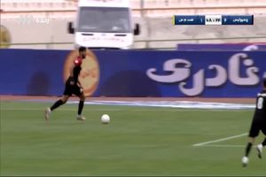 فیلم گل دوم پرسپولیس به نفت مسجد سلیمان توسط وحید امیری