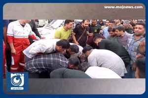 لحظه خارج شدن پیکر شهدای حادثه ریزش ساختمان در تهران + فیلم