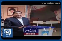 مخبر رای خود را به صندوق انداخت + فیلم