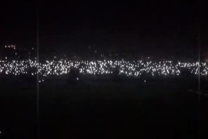 برق ورزشگاه انقلاب کرج قطع شد/ بازی استقلال و گل ریحان متوقف شد