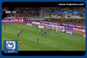 گل دوم پرسپولیس به استقلال خوزستان توسط دانیال اسماعیلی‌فر + فیلم