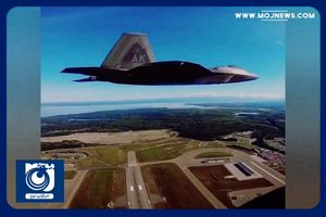 لذت پرواز در کنار اف٢٢ + فیلم