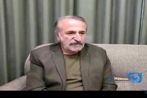 فیلم حمایت مهران رجبی از عوامل نیروی انتظامی در پی برخورد با آشوبگران