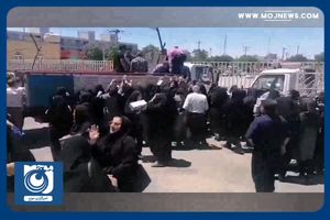 شیوه عجیب تجلیل از فرهنگیان به مناسبت روز معلم! + فیلم