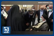 دیدار آرمیتا رضایی‌نژاد با رهبر انقلاب در حاشیه نمایشگاه دستاوردهای صنعت هسته‌ای کشور + فیلم