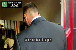 فیلم ورود میلاد سرلک به باشگاه پرسپولیس با تیپ متفاوت