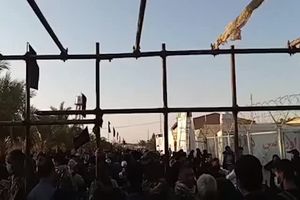 فیلم تردد روان زائران اربعین حسینی در مرز خسروی