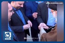 شوخی رهبر انقلاب با حسین رضازاده + فیلم