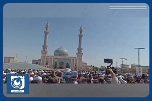 تشییع پیکر شهید آیت‌الله سلیمانی توسط مردم قم + فیلم